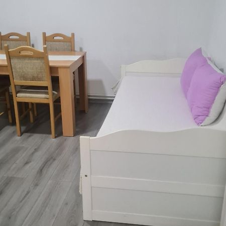 Apartman City 图兹拉 外观 照片