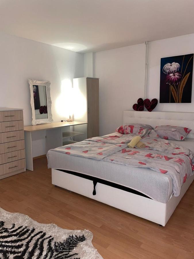 Apartman City 图兹拉 外观 照片