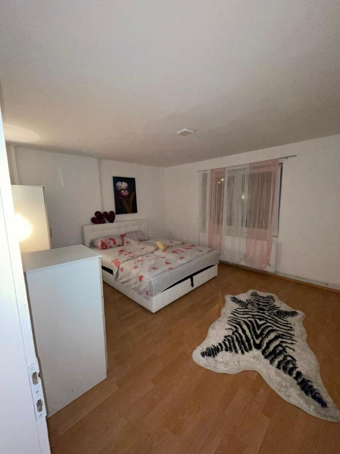 Apartman City 图兹拉 外观 照片