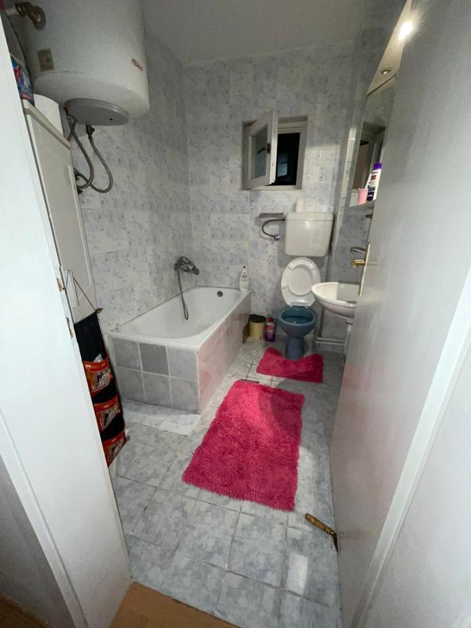 Apartman City 图兹拉 外观 照片
