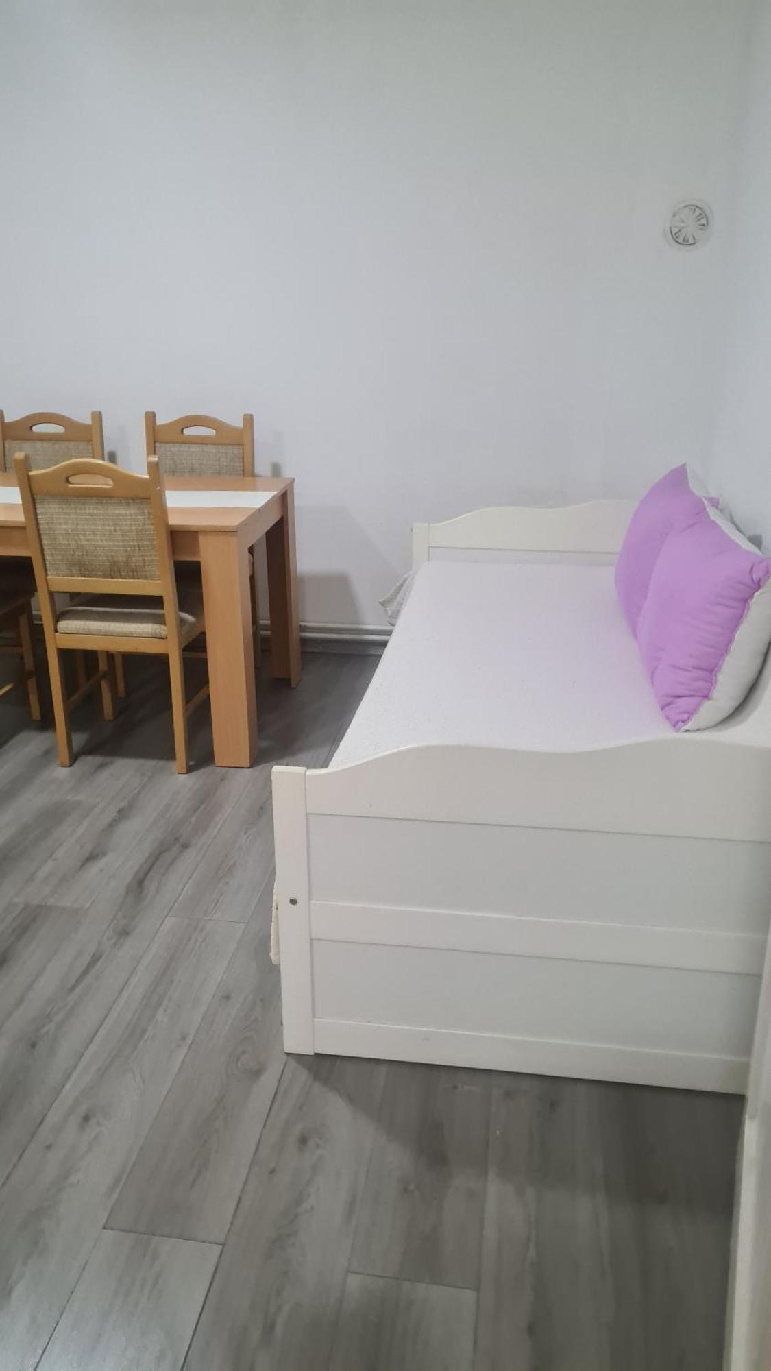 Apartman City 图兹拉 外观 照片
